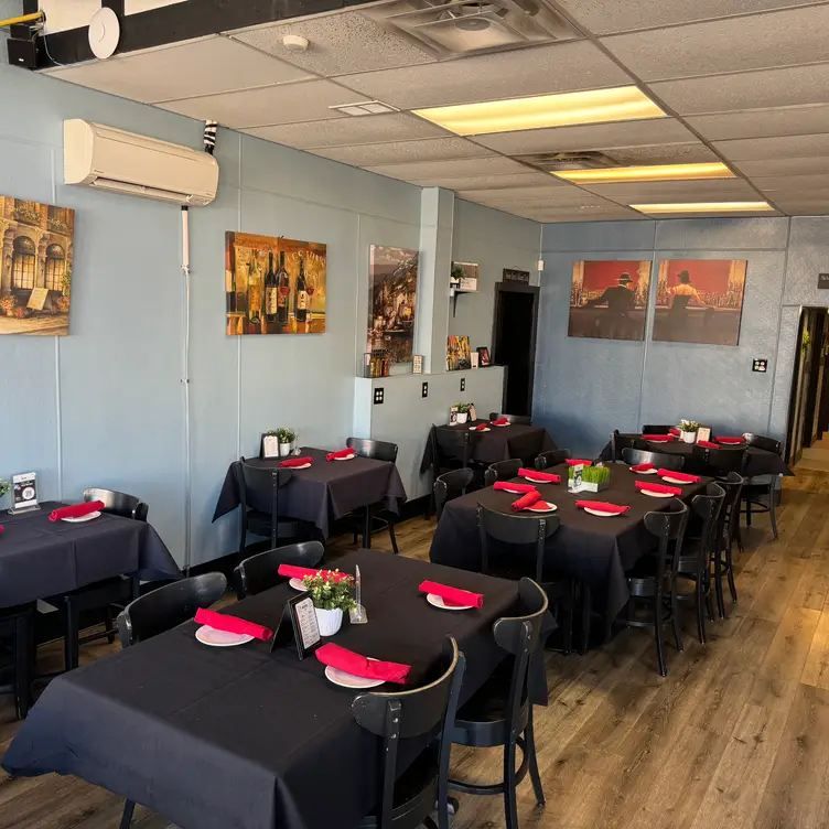 Venezia Italian Restaurant and Bar CO Eaton