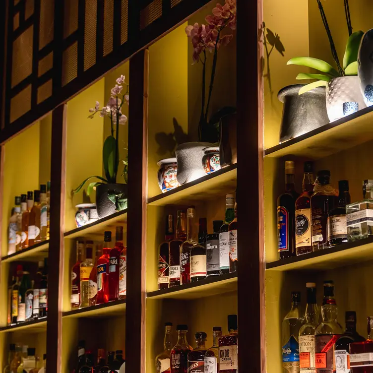 dimly lit modern southeast asian styled back bar - Giovedi HI Honolulu