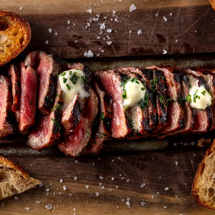 The Best NY Steak - Perfect for Sharing - Bennett's American Cooking, Sacramento, CA