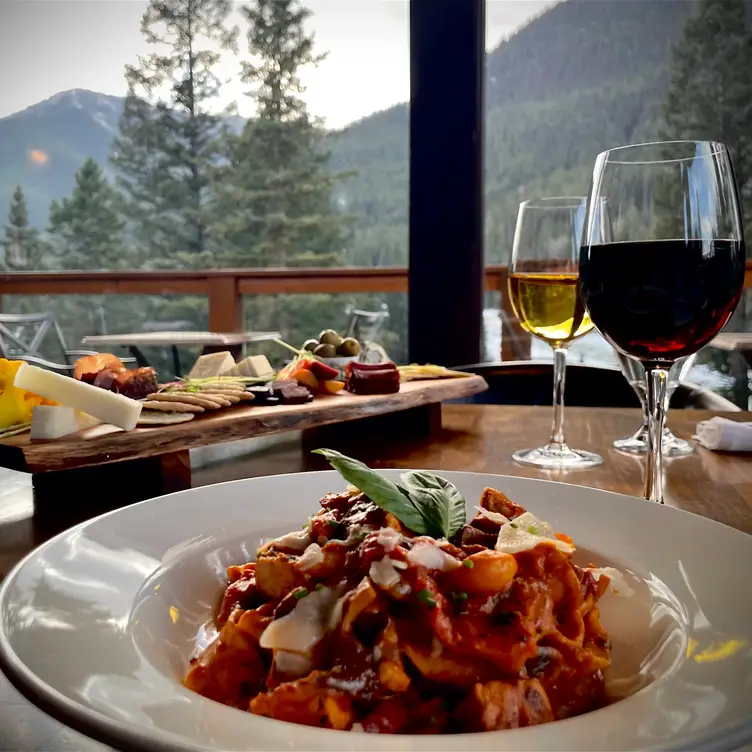 Stewart Creek Golf Course Restaurant, Canmore, AB