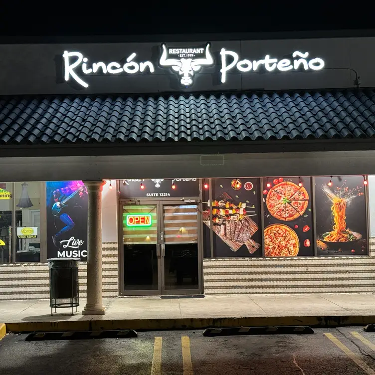 Rincon Porteño, Miami, FL