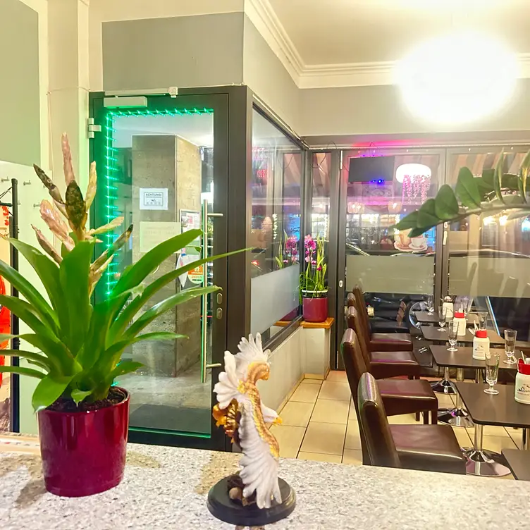 AN-LAC Restaurant - Japanese, Vietnamese cuisine & Sushi Bar，BYMünchen