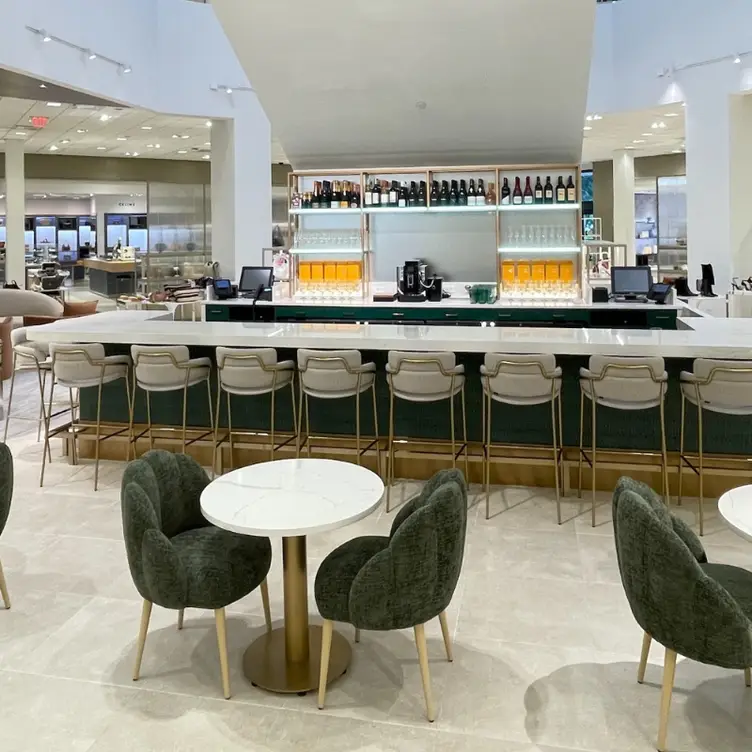 Carrie's at Neiman's at Neiman Marcus - Bal Harbour，FLBal Harbour