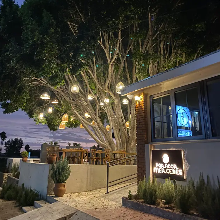 Entrada a nuestra terraza - Parador Mercedes, San Antonio de las Minas, BCN