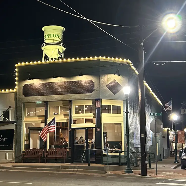 Native Son, Downtown Canton, TX. - Native Son Family Restaurant，TXCanton