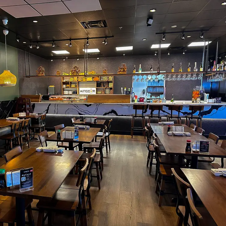 Kingdom Sushi - Tampa, Tampa, FL