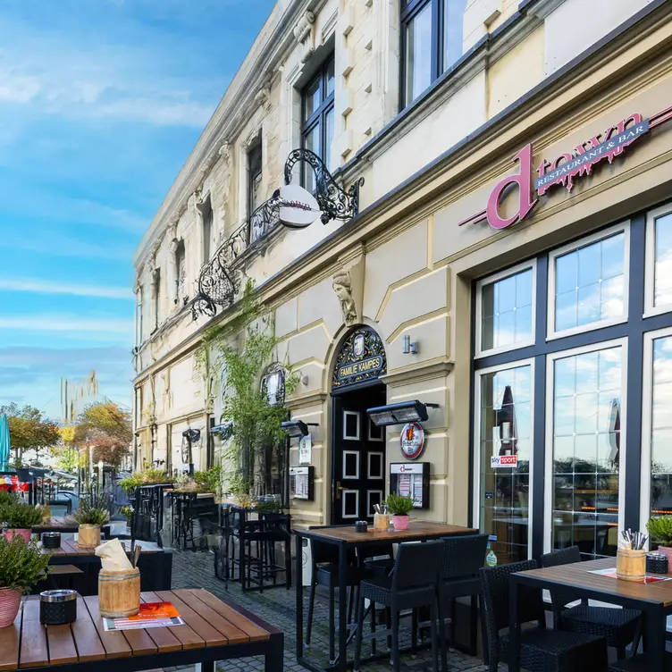 Unser Restaurant am Burgplatz in der Altstadt - d-town NW Düsseldorf