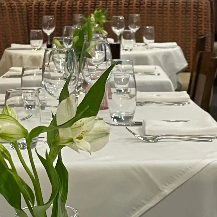 Elegant,  cosy  romantic dining in Holywood.  - Fontana County Down Holywood