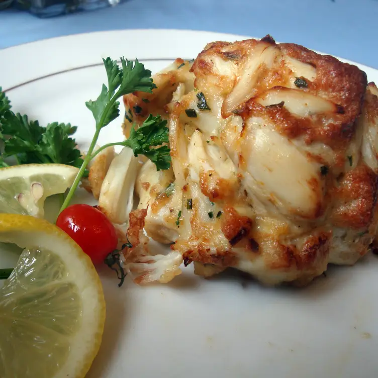 Jumbo Lump Crab Cake - Flavors Magazine: Atlanta's Dining Scene