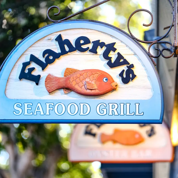 Flaherty's Seafood Grill & Oyster Bar, Carmel-by-the-Sea, CA