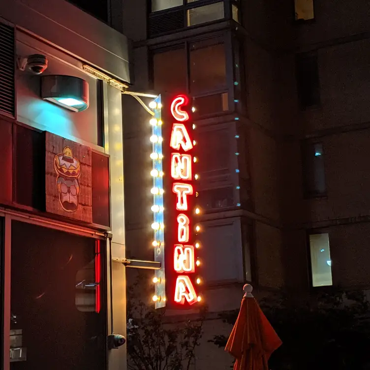 Skinny's Cantina - LIC，NYLong Island City