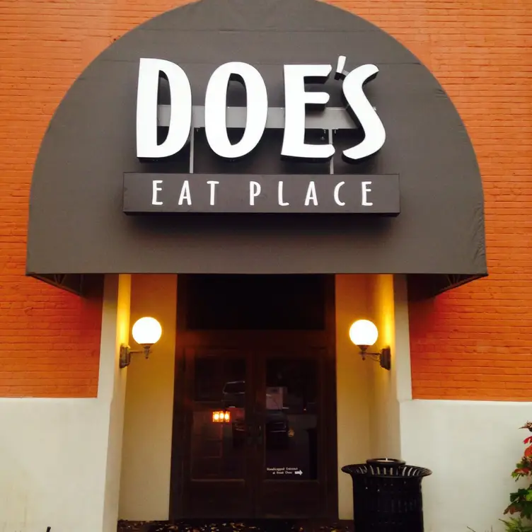 Doe's Eat Place - Monroe, Monroe, LA