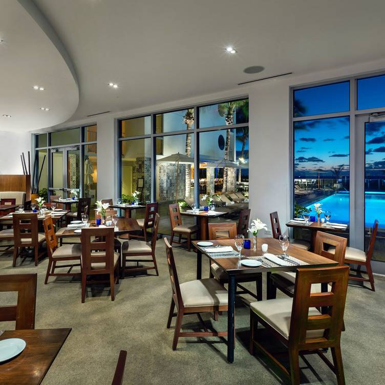The Wave Kitchen Bar Restaurant Vero Beach Fl Opentable