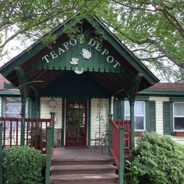 The Teapot Depot, Highlands, TX