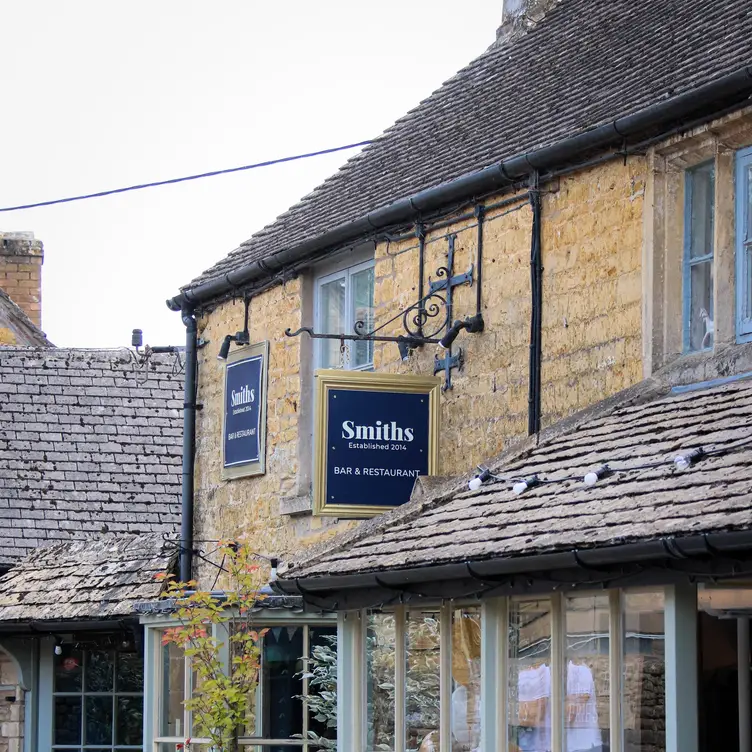 Smith's of Bourton Gloucestershire Cheltenham