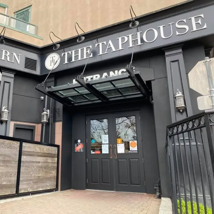 The Taphouse - Coquitlam, Coquitlam, BC