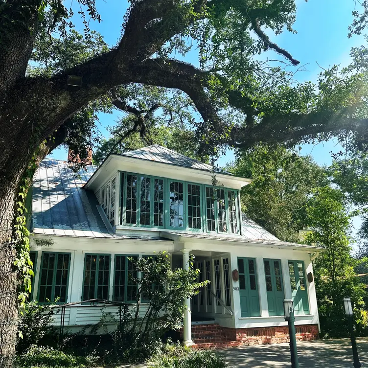 Jacmel Inn, Hammond, LA