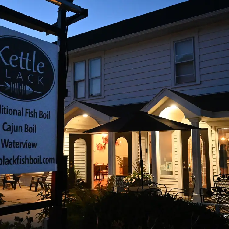 Kettle Black Restaurant，WIFish Creek