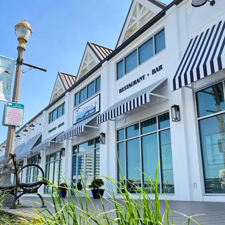 McLoone's Pier House，NJLong Branch