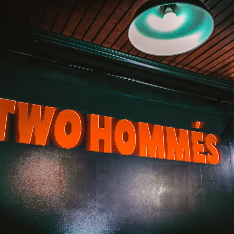 Dinning Room - Two Hommés, Inglewood, CA