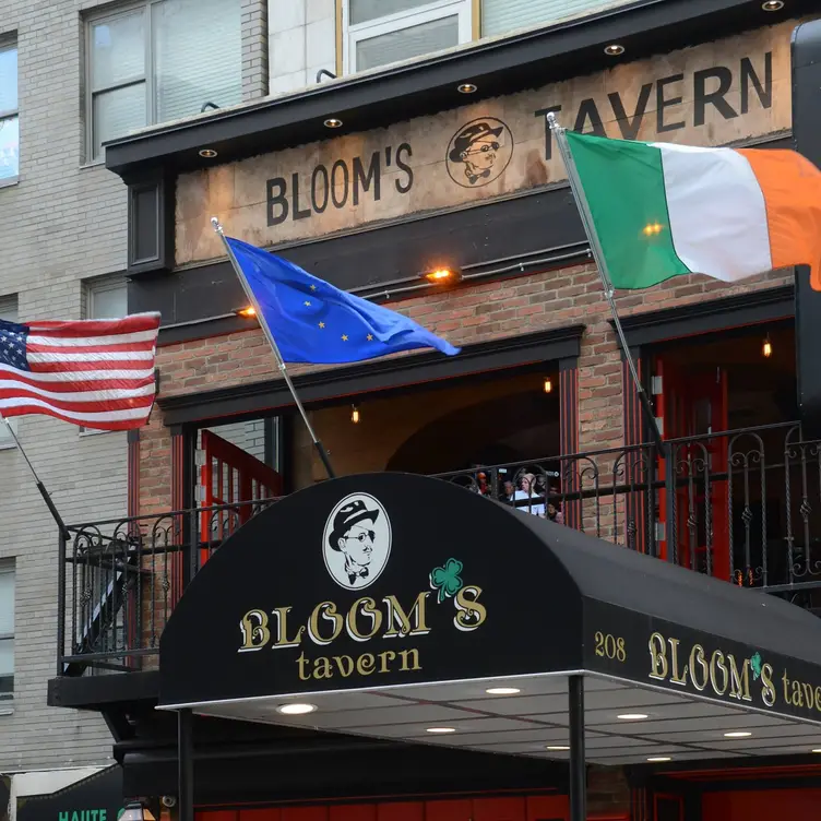 Blooms Tavern NY New York