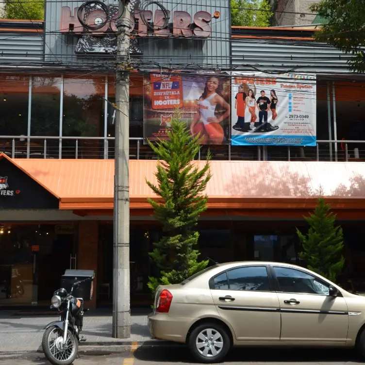 Hooters - Diana, Ciudad de México, CDMX