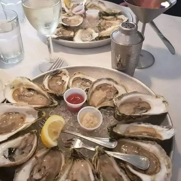 Farm to Table Oysters - The Oyster Company MA Dennis Port