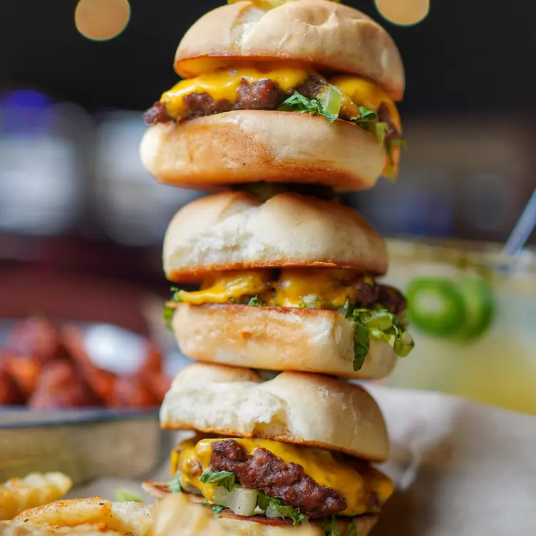 Craft Burger - Fox & Hound - Overland Park KS Overland Park