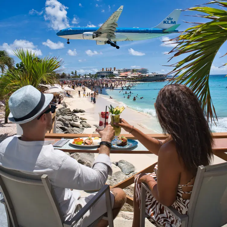 Located right on Maho Beach, open daily 9 till 9 - Tortuga Maho，Sint MaartenMaho Beach