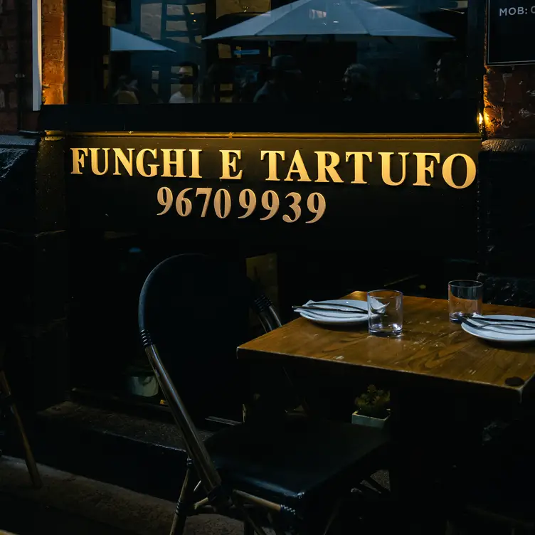 Funghi E Tartufo