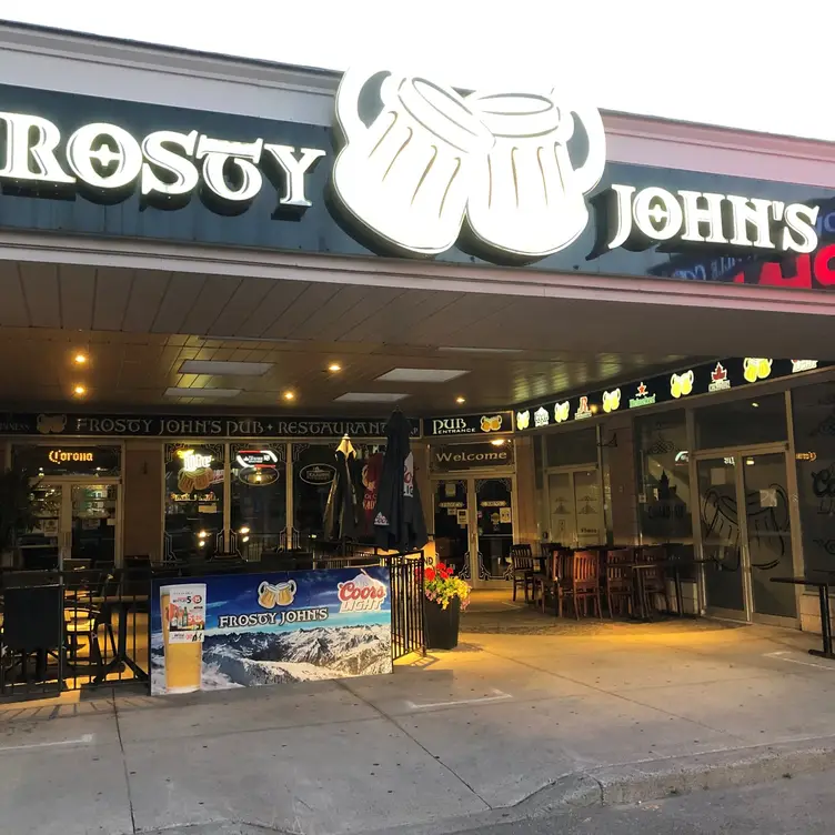 Frosty John's Pub & Restaurant, Bowmanville, ON