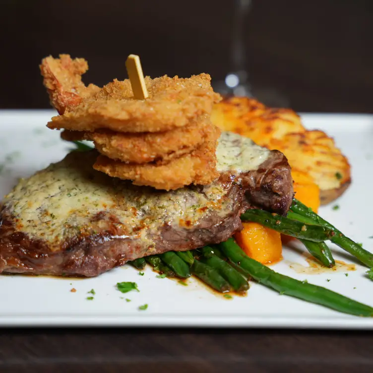 New York Steak and Crispy Prawns - Yakima Steak Company WA Yakima