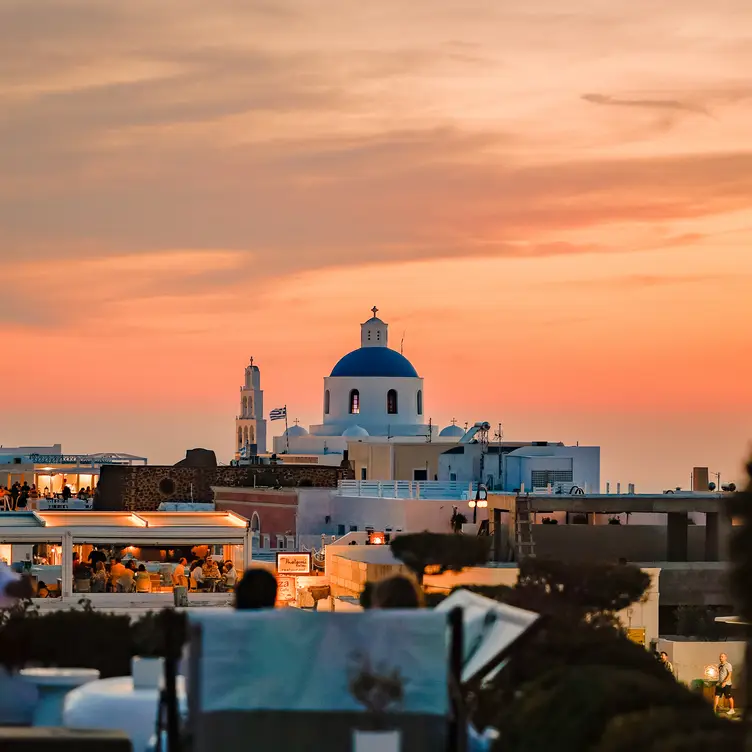 Veranda Aperitivo Bar, Oia, Santorini