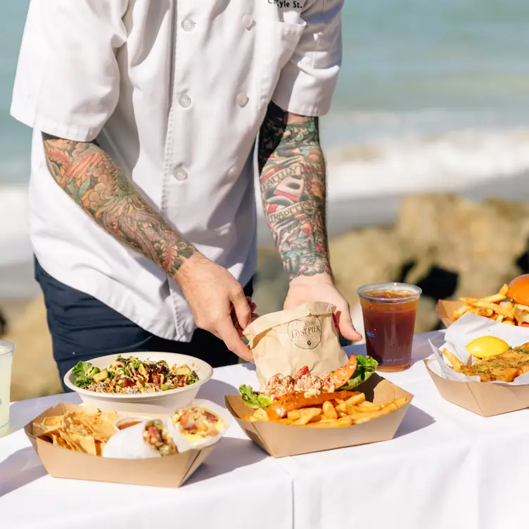 Lost Pier Cafe - Lost Pier Cafe, Laguna Beach, CA