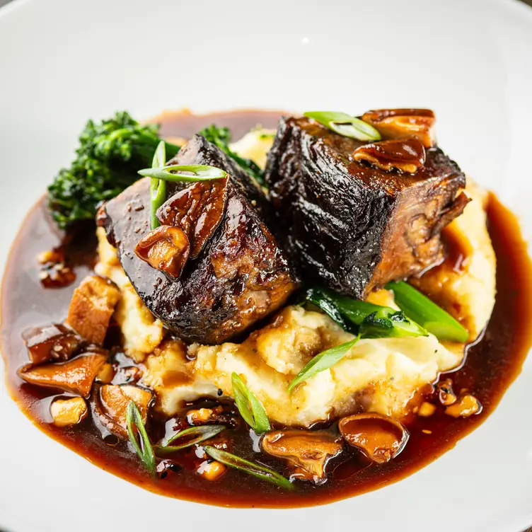 Shanghai Braised Short Ribs - Cooper's Hawk Winery & Restaurant - Burr Ridge, Burr Ridge, IL