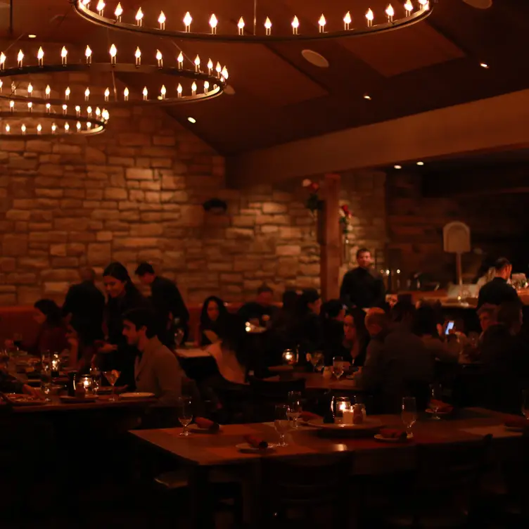 Dining Room - Vesta Wood-Fired NJ East Rutherford