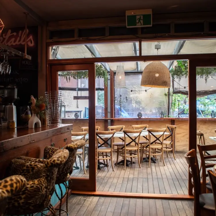 Capanno Trattoria Bar & Grill，AU-NSWBotany