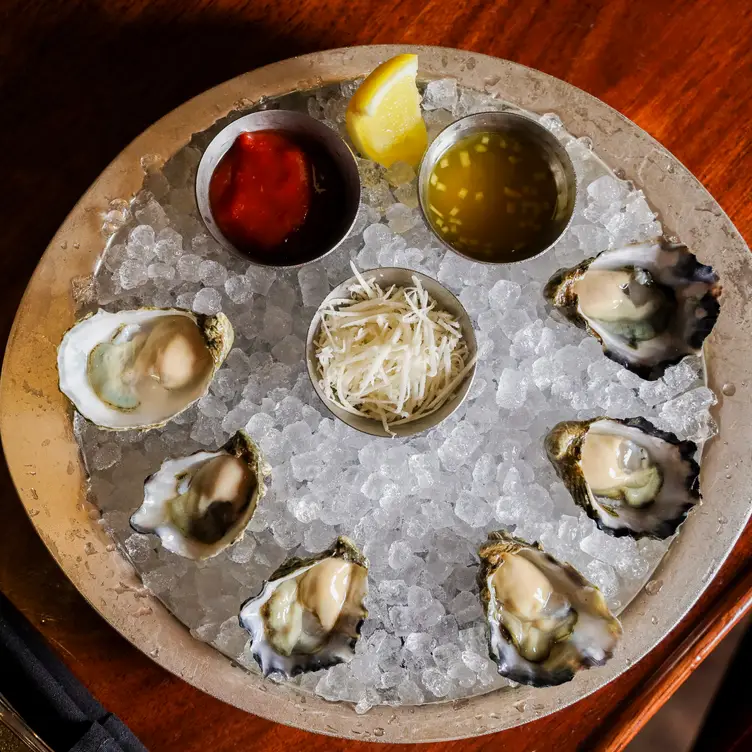 Oysters - Shuckers WA Seattle