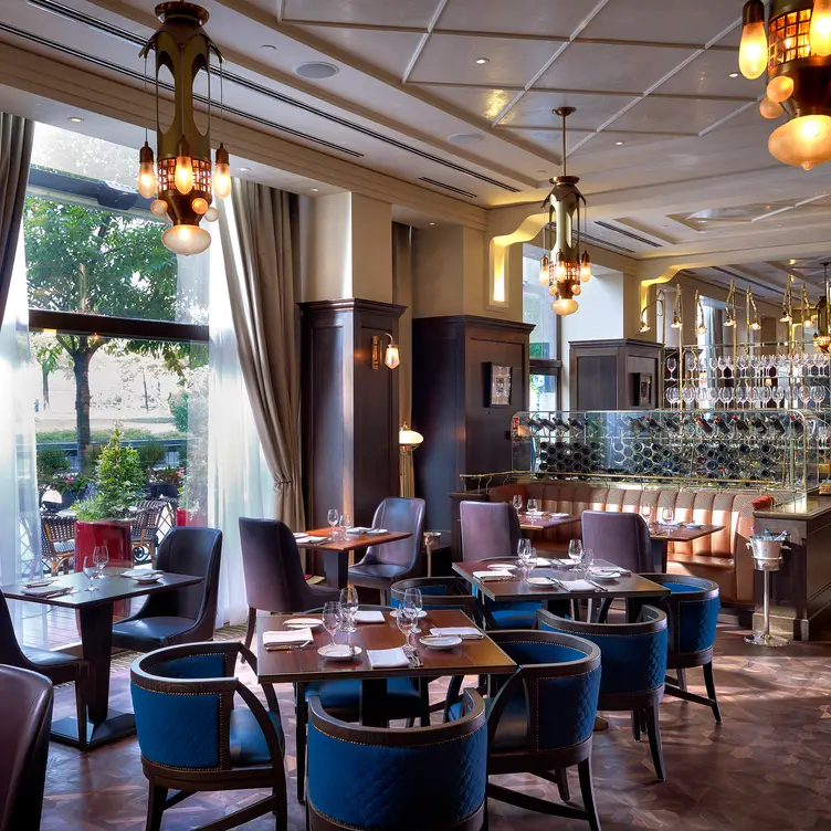 KOLLÁZS Brasserie & Bar- Four Seasons Hotel Gresham Palace, Budapest, Pest