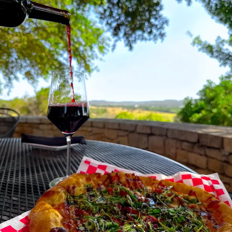 Pizza and wine with a view - La Calabria Pizzeria and Catering, Comfort, TX