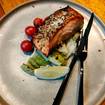 Una foto de miso salmon de un restaurante