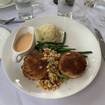 レストランのWashington Inn Crabcakes​の写真