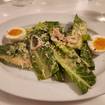 Una foto de Caesar Salad de un restaurante