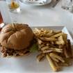 Una foto de The Chicken Sandwich de un restaurante
