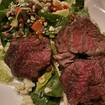 Une photo de Wood-Grilled Tenderloin Salad d'un restaurant