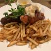 Una foto de atlantic lobster tail de un restaurante