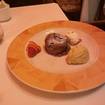 Una foto de Chocolate Souffle de un restaurante
