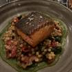 Een foto van King Salmon van een restaurant 