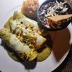 レストランのChicken Enchiladas​の写真