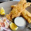 Une photo de FISH + CHIPS d'un restaurant